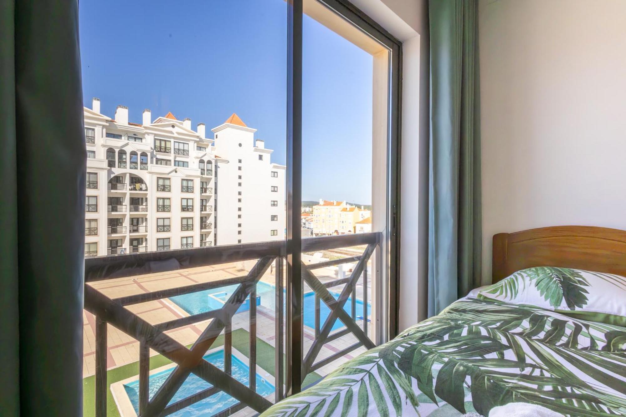 Beachfront 3Bdr Apt On Marginal Boulevard 상 마르티뇨 두 포르투 외부 사진
